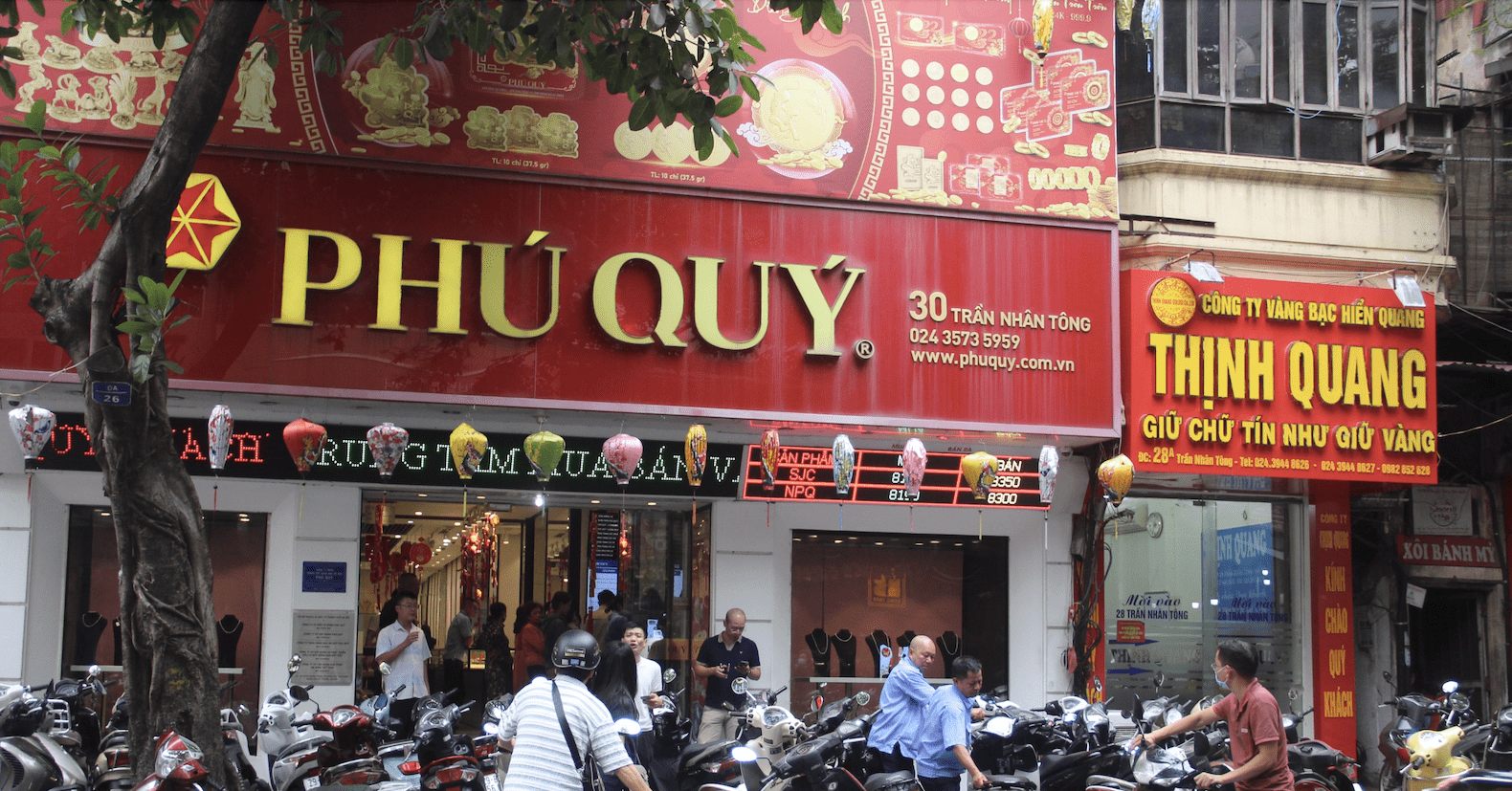 Giá vàng lập đỉnh, cửa hàng bán giới hạn 1-3 chỉ vẫn thông báo hết sau 10 phút