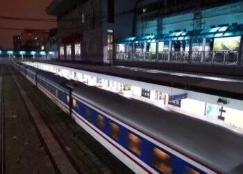 North South high speed railway project critical Politburo