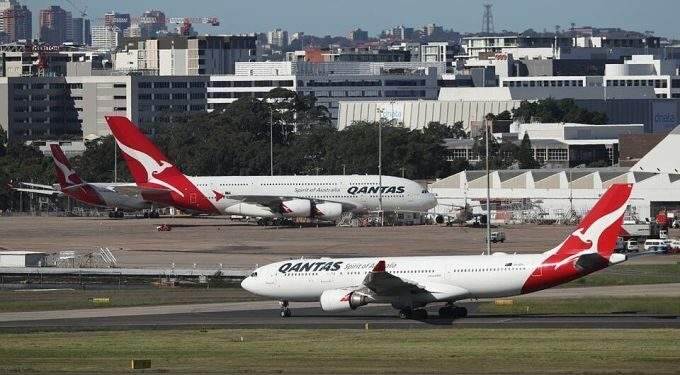 Qantas Airways misled 900,000 customers with non-existent flights: court 1 Qantas Airways misled 900,000 customers with non-existent flights: court