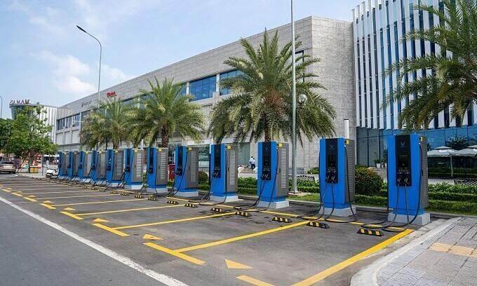 V-Green deploys first EV charging station franchise model in Vietnam