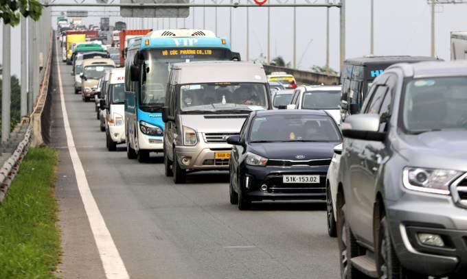 Vietnam auto ownership triples in 13 years