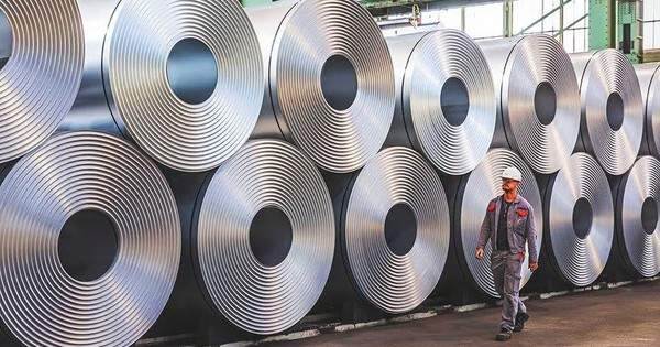 Sau EV, điện mặt trời, đến lượt một ngành công nghiệp then chốt của châu Âu kêu cứu trước ‘gã khổng lồ’ Trung Quốc