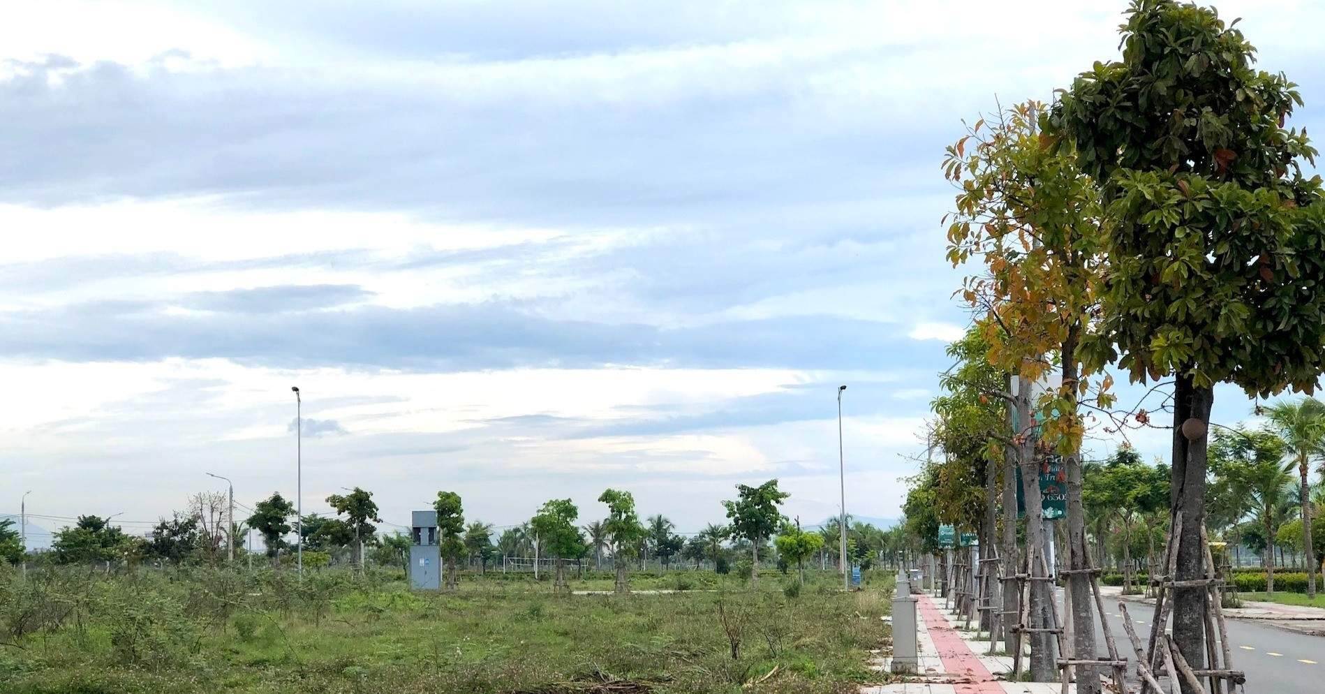 Đất nền Đà Nẵng hết thời ‘sụp hầm’, cắt lỗ, ‘mua thì mua không thì thôi’