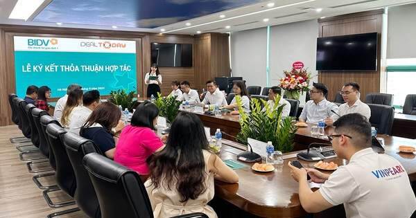 Lễ ký kết hợp tác toàn diện giữa Dealtoday và BIDV