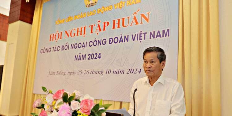 Cập nhật kỹ năng về công tác đối ngoại cho cán bộ công đoàn 1 Cập nhật kỹ năng về công tác đối ngoại cho cán bộ công đoàn