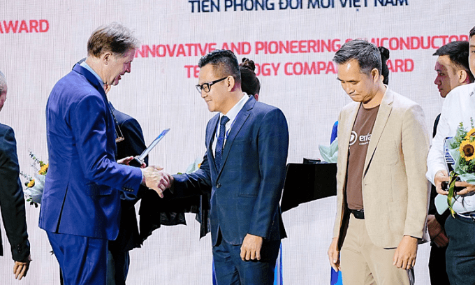 Meta's leader outlines key factors to help Vietnam master AI