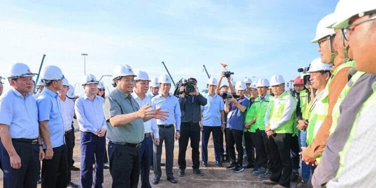 'Trung tâm Hội chợ Triển lãm và cầu Tứ Liên là công trình biểu tượng của Hà Nội' 1 'Trung tâm Hội chợ Triển lãm và cầu Tứ Liên là công trình biểu tượng của Hà Nội'