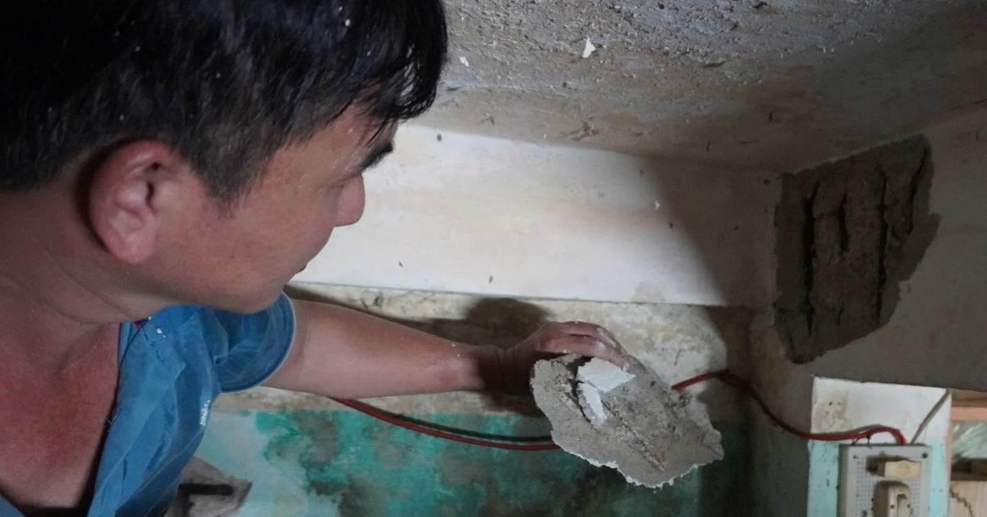 Loạt nhà tập thể giữa trung tâm Đà Nẵng, dân vừa ở vừa lo sợ