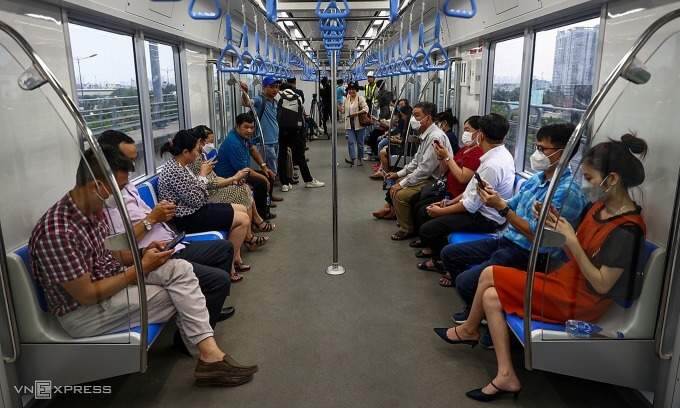 New pricing proposed for HCMC's first metro, lowest fare cut to 24 cents