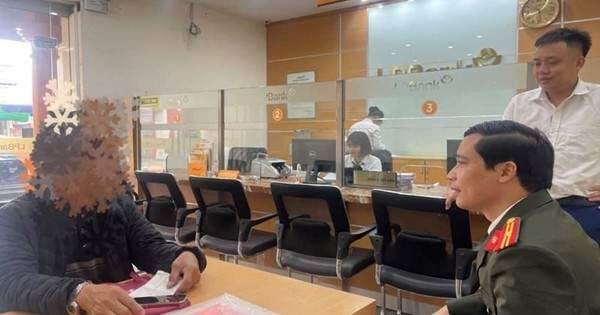Bị thao túng tâm lý, người đàn ông đến ngân hàng vay 5 tỷ đồng để chuyển cho kẻ lừa đảo
