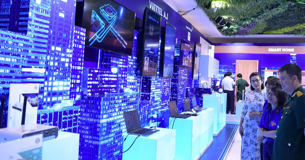 6 tháng đầu năm doanh thu tập đoàn Viettel đạt 120 nghìn tỉ
