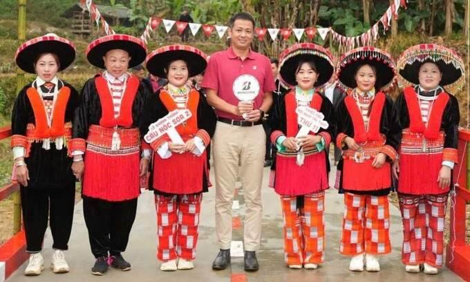 Bridgestone Vietnam inaugurates 11th 'Bridge of Knowledge' in Cao Bang