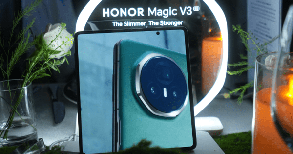 FPT Shop chính thức mở bán độc quyền HONOR MAGIC V3 tại hệ thống cửa hàng