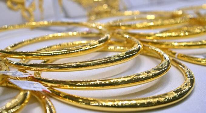 Gold enjoys 13.8% hike in 2024