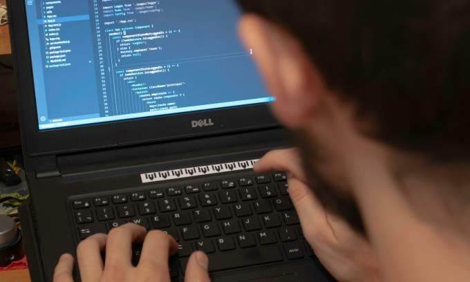 IT professionals over 35 grapples with layoff risks despite skills and experience