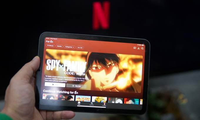 Netflix removes only ‘unscripted’ contents in Vietnam