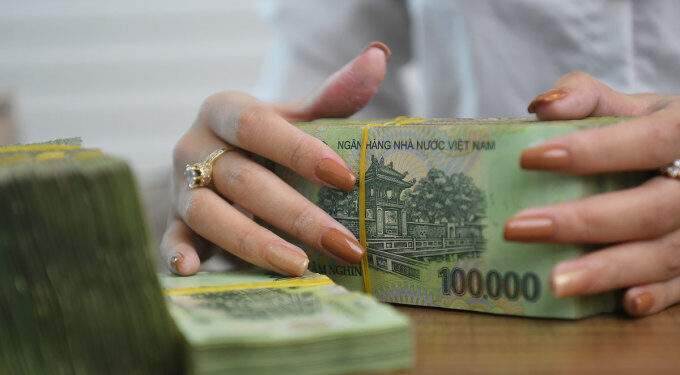 Vietnam plans travel ban for individuals with tax debts of $400 or more 1 Vietnam plans travel ban for individuals with tax debts of $400 or more