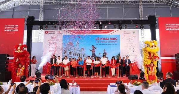 Khai mạc giải Marathon quốc tế thành phố Hồ Chí Minh Techcombank mùa thứ 7
