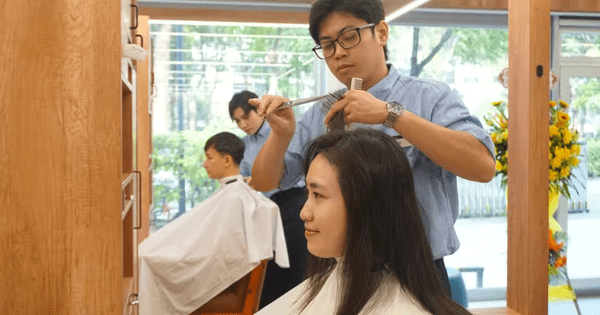 Cắt trong vòng 10 phút, giá 80.000 đồng/lần