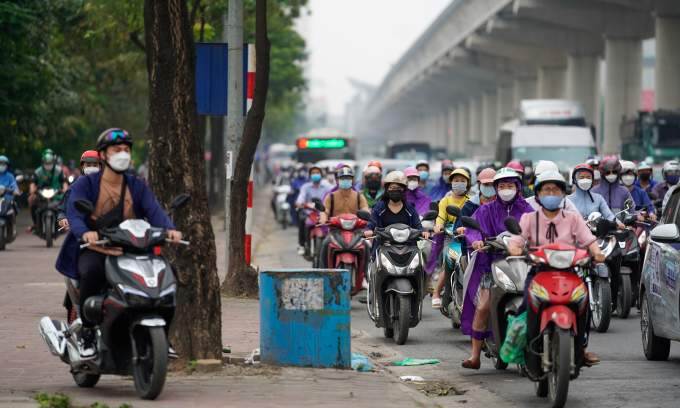 Fines for riding on sidewalks set at $236 while workers earn $330 monthly