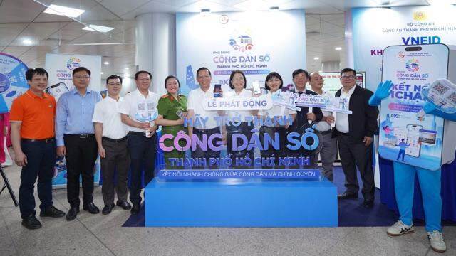 "Hãy trở thành công dân số TP.HCM"