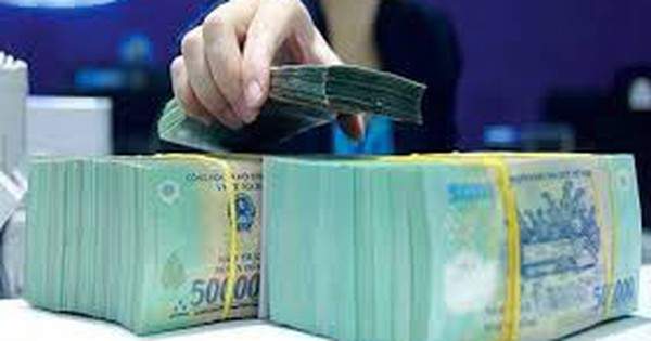 PVcomBank số 1 lãi suất đặc biệt, EximBank cao nhất gửi online