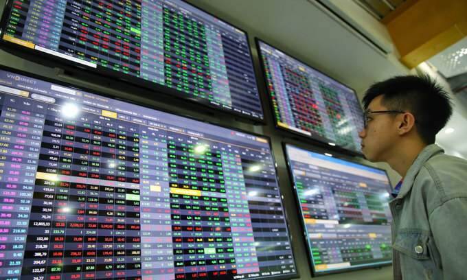 Stocks post modest gain - VnExpress International