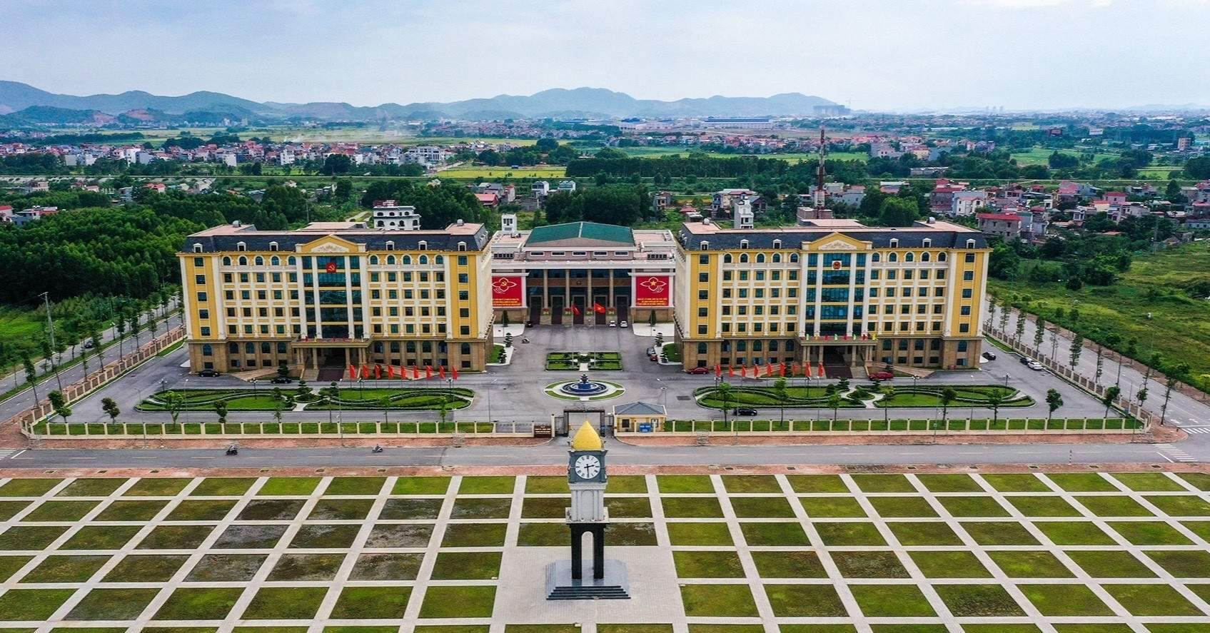 ‘Tỉnh lẻ’ top 1 tăng trưởng kinh tế, thu ngân sách gấp 5 chỉ sau 10 năm
