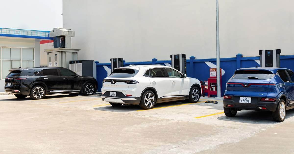 VinFast miễn phí sạc pin cho tất cả ô tô điện đến giữa năm 2027