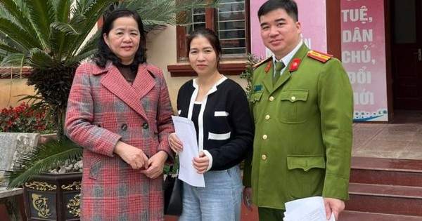 Tài khoản ngân hàng bất ngờ nhận được gần 500 triệu không rõ nguồn gốc, người phụ nữ tại Lạng Sơn lo bị lừa đảo, lập tức báo Công an