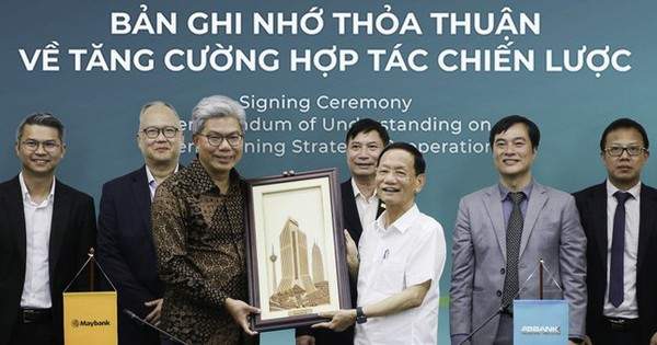 ABBANK thành lập uỷ ban chiến lược phát triển bền vững ESG với vai trò dẫn dắt của ông Vũ Văn Tiền