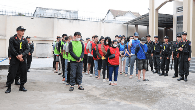 Bắt giữ ổ nhóm lừa đảo xuyên quốc gia dưới hình thức đầu tư tiền điện tử