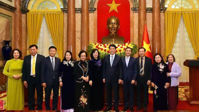 Chủ tịch nước Lương Cường gặp mặt cá nhân tiêu biểu ngành y tế