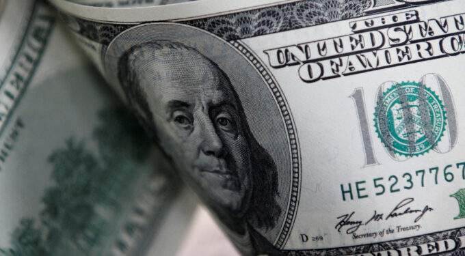 Dollar soars against dong – VnExpress International