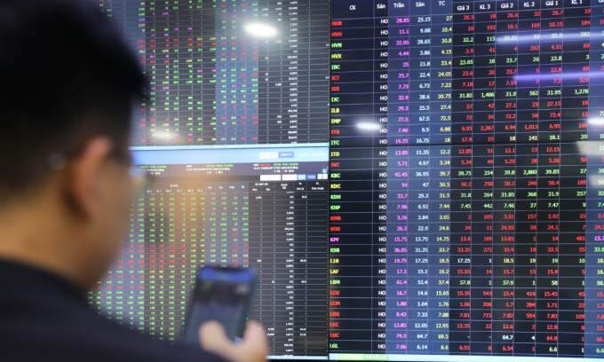 Stocks reach 5-week high - VnExpress International