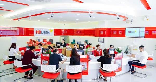 Triển vọng tăng trưởng của HDBank được hỗ trợ khi nhận chuyển giao Đông Á Bank