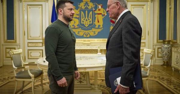 Tiến trình hòa bình ở Ukraine gặp thử thách