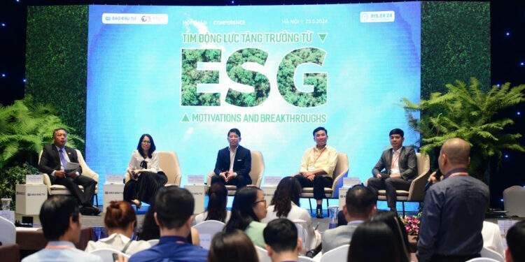 Chính thức ra mắt tài liệu Think Green 