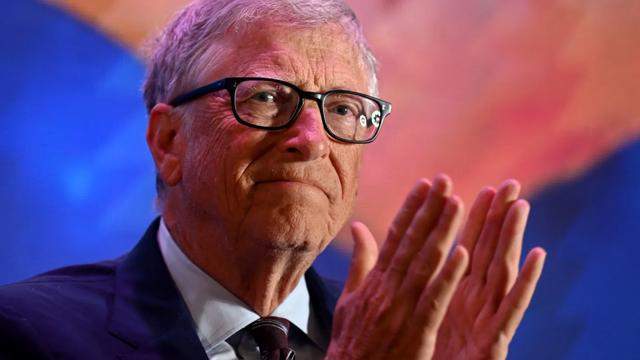 Bill Gates: Nhờ AI, con người có thể chỉ cần làm việc 2 ngày mỗi tuần trong 10 năm nữa 1 Bill Gates: Nhờ AI, con người có thể chỉ cần làm việc 2 ngày mỗi tuần trong 10 năm nữa