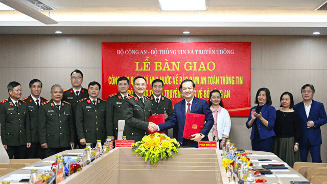 Chuyển nhiệm vụ bảo đảm an toàn thông tin mạng từ Bộ Thông tin và Truyền thông về Bộ Công an