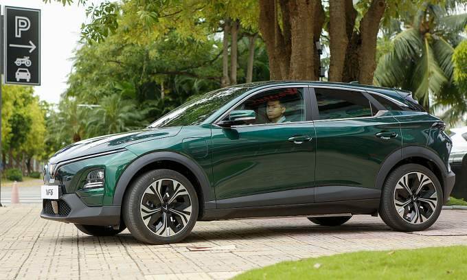 EV buyers enjoy registration fee waiver till 2027