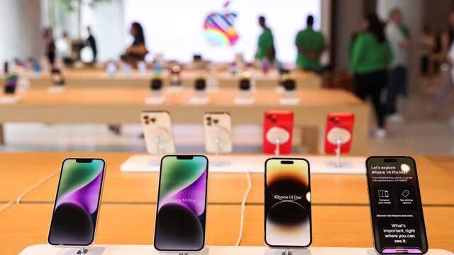 Giá iPhone đồng loạt giảm, có phiên bản giảm tới 3 triệu đồng 