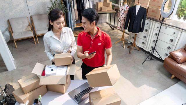Muốn tăng doanh thu, doanh nghiệp bán hàng online cần có chiến lược gì?