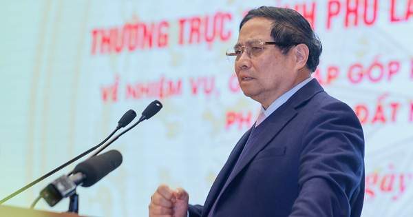 Thủ tướng chỉ đạo “nóng” về miễn học phí, nghiêm cấm ngân hàng thương mại tự tăng lãi suất