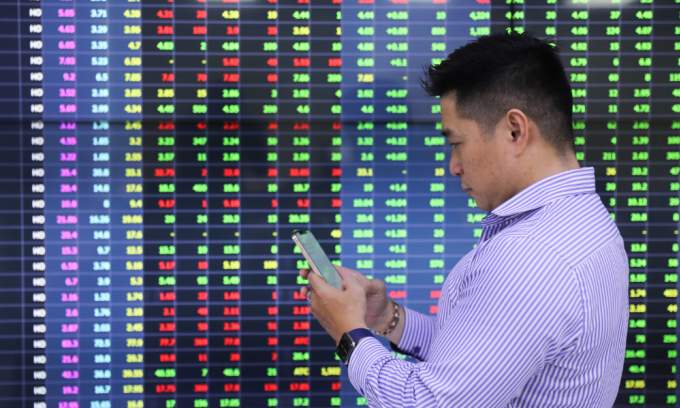 VN-Index increases slightly - VnExpress International