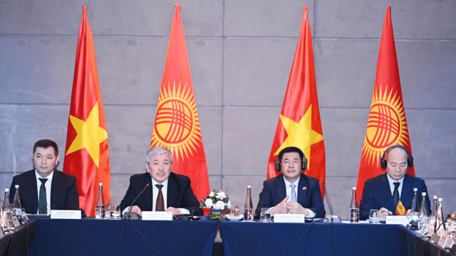Việt Nam và Kyrgyzstan thúc đẩy hợp tác chặt chẽ trong lĩnh vực thương mại, công nghiệp, năng lượng