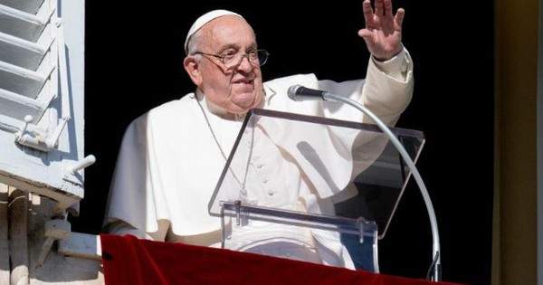 Sức khỏe Giáo hoàng Francis chuyển biến xấu