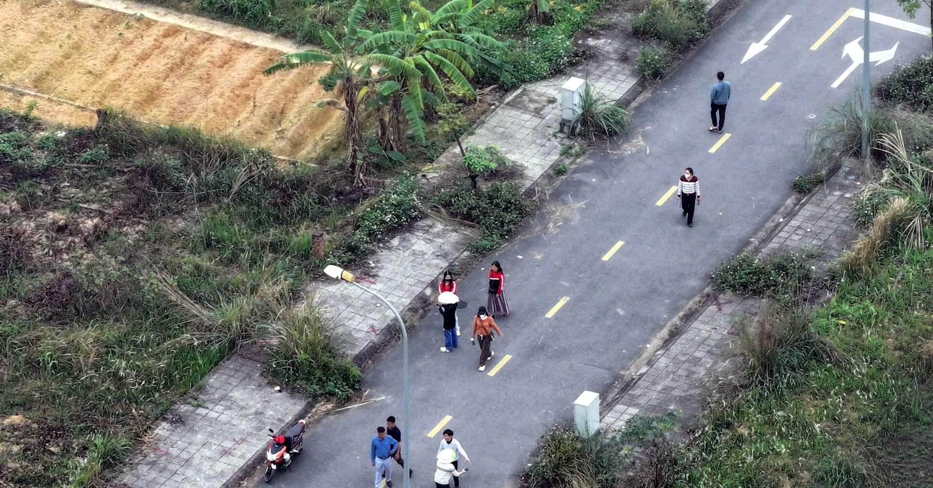 'Cò đất' đổ xô về Phú Thọ, Giám đốc Sở Xây dựng nói dấu hiệu đáng ngờ