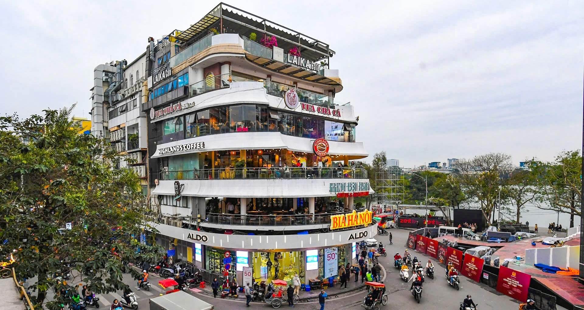 Chi bạc tỷ thuê mặt bằng vị trí ‘kim cương’, đứng chưa vững đã vội rời đi