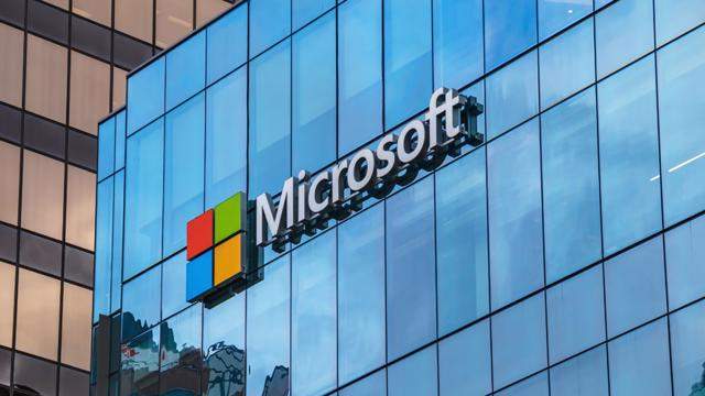 Microsoft bước sang “tuổi 50”, đối mặt với muôn vàn thách thức để giữ vững vị thế dẫn đầu